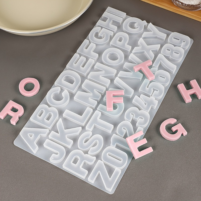 Letter A To Z Pendants Silicon - Resin Art Jewellery recension och pris